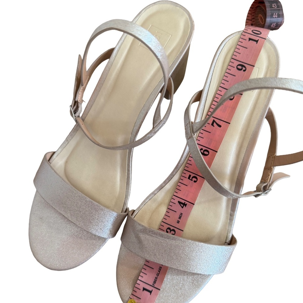 DB Studio Cinde Strappy Block Heel Sandal - Picture 8 of 10